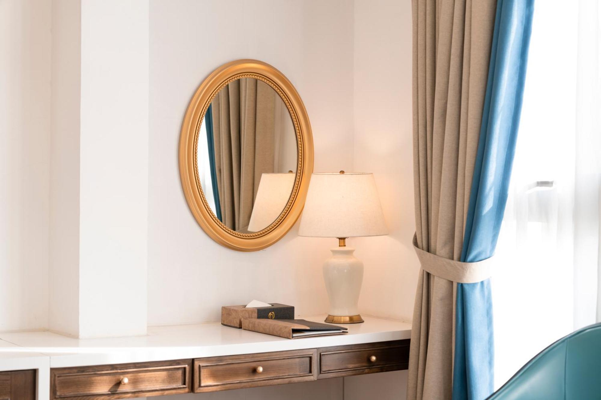 Minasi Hanoioi Lakeside Hotel Ngoại thất bức ảnh