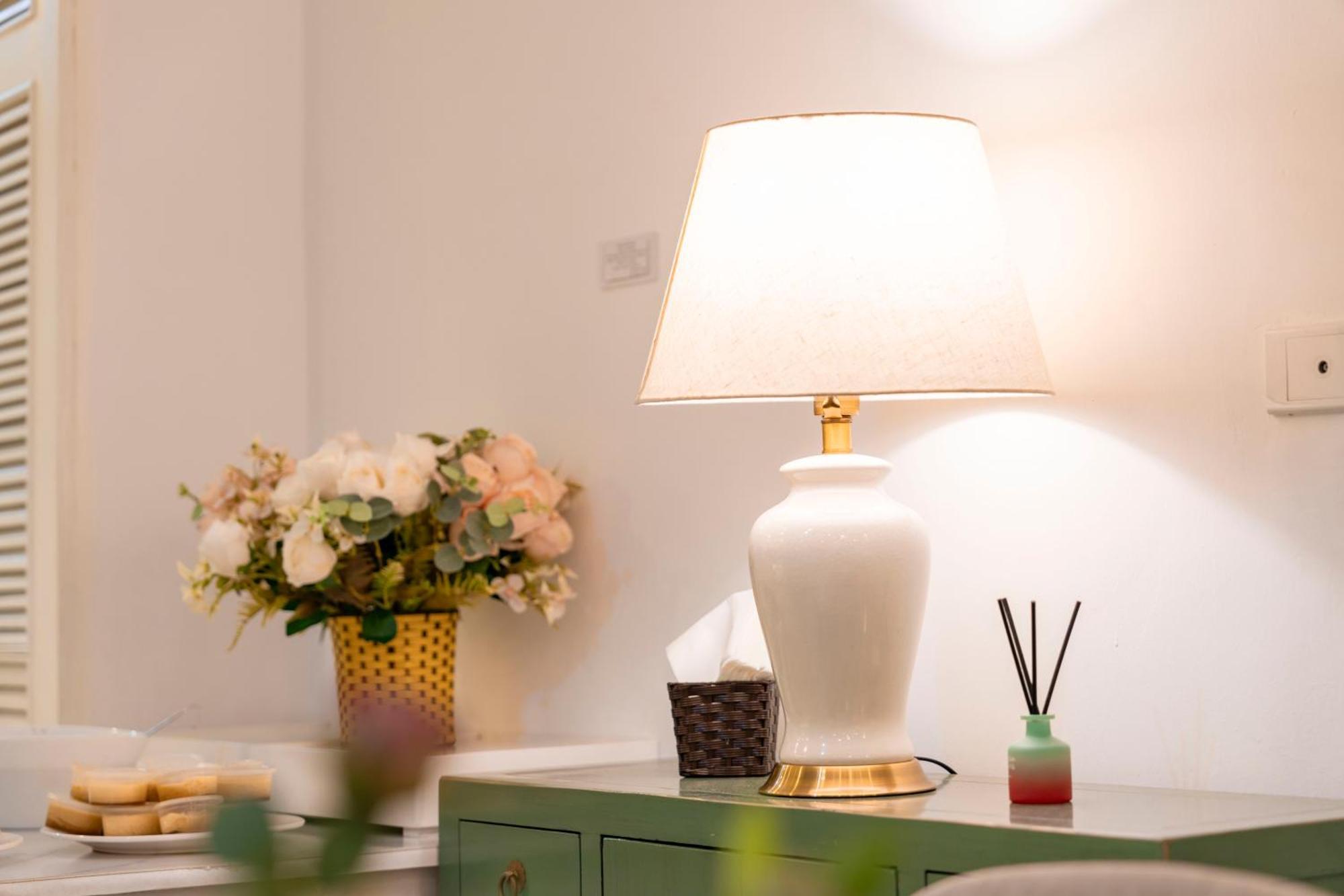 Minasi Hanoioi Lakeside Hotel Ngoại thất bức ảnh
